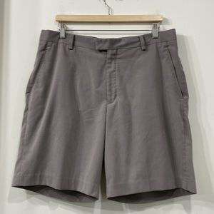 Tiger Woods Performance Shorts in Taupe 36